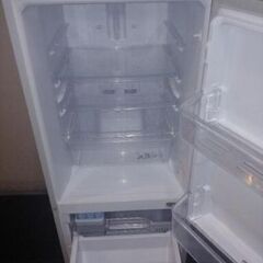 🐶シックなシルバー🐶2016年MITSUBISHI製冷蔵庫🐧
