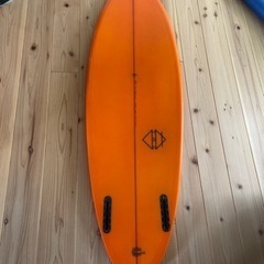 サーフボード　ツインピン！