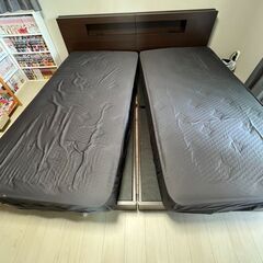 ベッド　キングサイズ　シングル2台