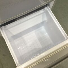 (5/28受渡済)JT4133【SHARP/シャープ 2ドア冷蔵庫】美品 2019年製 SJ-D14F-S 家電 キッチン 冷蔵冷凍庫 137L