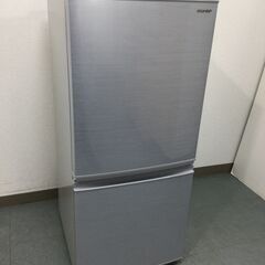 (5/28受渡済)JT4133【SHARP/シャープ 2ドア冷蔵庫】美品 2019年製 SJ-D14F-S 家電 キッチン 冷蔵冷凍庫 137L 5/28受渡済)JT4133【SHARP/シャープ 2ドア冷蔵庫】美品 2019年製 SJ