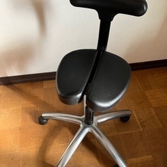 【ネット決済・配送可】アーユルチェア ayur chair ブラック