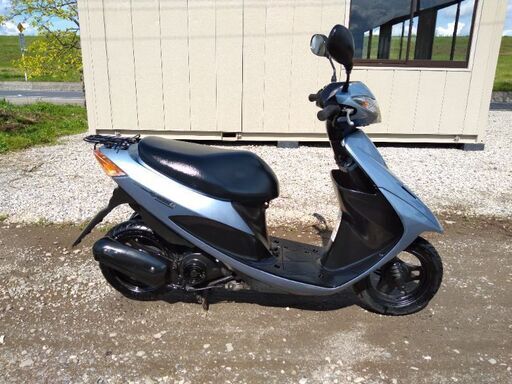 優れたエンジン。 スズキV50アドレス。 フロントタイヤは新品です