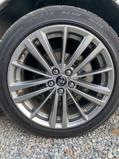 車のパーツ 17インチタイヤホイール