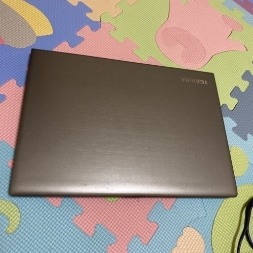 東芝 dynabook R63/A フルHD 高輝度液晶 1920×1080ドット