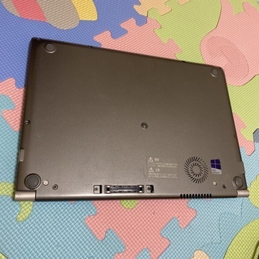 東芝 dynabook R63/A フルHD 高輝度液晶 1920×1080ドット