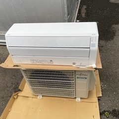 FUJITSU GENERAL nocria AS-C281L-W-新品 財布 レディース 二つ折り ラウンド ハロー キティ 最高級 本革 超レア