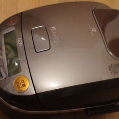 炊飯器★ZOJIRUSHI　NP-SA10★5.5合炊き★極め炊き