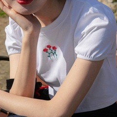 新品未使用　jemiremi　フラワーエンブロイダリーサマーTシャツ　ホワイト - 服/ファッション