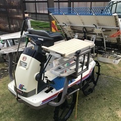 田植え機　4条植え