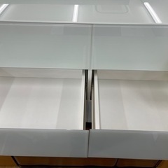 オシャレ家具☆ガラスチェスト☆近隣自社配送可能