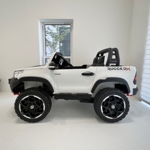 乗用ラジコントヨタ ハイラックス ラギッドＸ Lamborghini 乗用玩具 乗用ラジコン TOYOTA HILUX RUGGED X