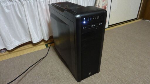 自作PC コルセアケース/ i7 2600k /GTX-660/ SSD120G/ HDD1TB/ 16G/ DVDドライブ/ Win10 Home