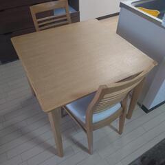 ニトリ　二人用　テーブル　椅子