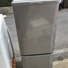 MITSUBISHI 150L 2ドア冷凍冷蔵庫 2013…