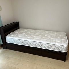 シングルベッド　日本ベッド製