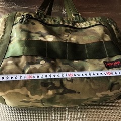 デイーゼル トートバッグ迷彩色 美品