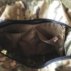 デイーゼル トートバッグ迷彩色 美品