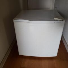 小型冷蔵庫　40L