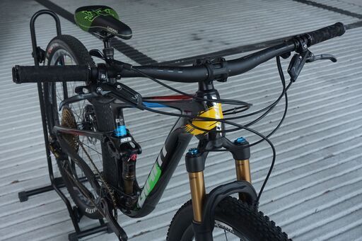 GIANT 「ジャイアント」 ANTHEM ADVANCED PRO 29 2021年モデル マウンテンバイク