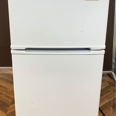 ★中古品　YAMADA 2017年製　2ドア冷凍冷蔵庫 90L