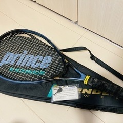 テニスラケット（プリンス）＆FILAブルゾン＆短パン
