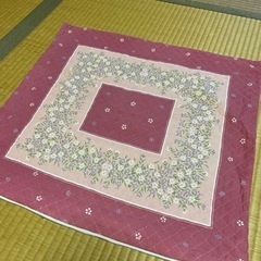 座布団カバー小花柄ピンク　日本製