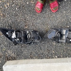 フリード　GB8 左右ヘッドライト