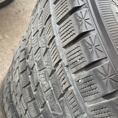 値下げしました】ランクル 285/50r20 スタッドレス
