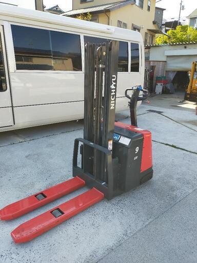 フォークリフト 電動ハンドリフト ニチユ 900kg