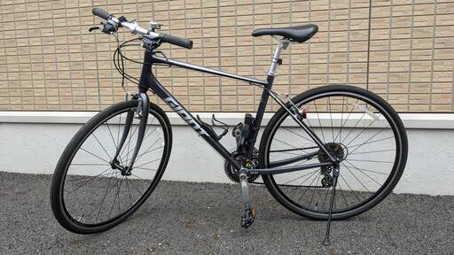 GIANT ESCAPE R3 2021モデル Mサイズ ブラック クロスバイク ジャイアント純正キックスタンド・ボトルケージ・ABUS鍵付き