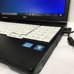 Win11 快速PC ノートパソコン FUJITSU A561 P309