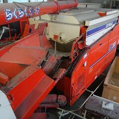 クボタ４条刈りコンバイン