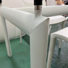 デザイナーズ家具★リプロダクト コルビジェ LC6 ガラスダイニング モダンファニチャー HIDRA イタリア製 BONTEMPI スタッキングチェア ヒドラ