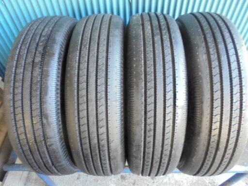 トーヨー Hyparadial M130　195/75R15 109/107L LT　4本 10分溝　ポチ付き　新車外し　程度極上！