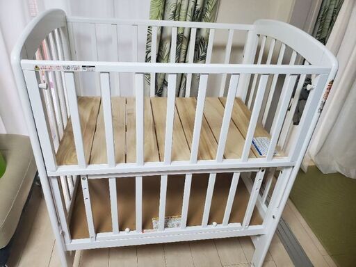 ミニベビーベッド　KATOJI 美品　キャスター付き