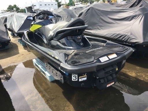 水上バイク　ジェットスキー　BRP seadoo