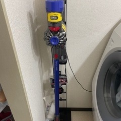 [めちゃやす] Dyson V7 掃除機 + 専用スタンド セット