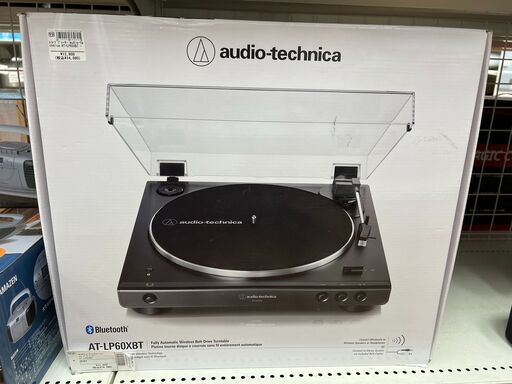 audio-technicaのレコードプレーヤー『AT-LP60XBT』が入荷しました