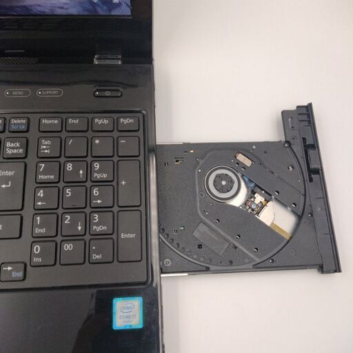 富士通 　4コア8スレッド版　第6世代Core i7搭載 メモリ8G 高速SSD480G CD/DVD読み書き 大画面15.6インチ テンキー HDMI Wifi対応　windows11　#15054D1 富士通 4コア8スレッド版 第6世代Core i7搭載 メモリ8G 高速SSD480G CD