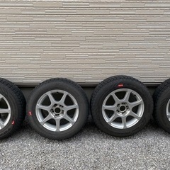 スタッドレスタイヤホイール4本セット中古品　15インチ195-6...