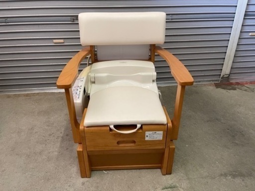 ウォシュレット付ポータブルトイレ　EWR281
