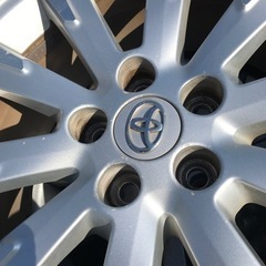 トヨタ　純正18インチ　235/55/18 4本セット