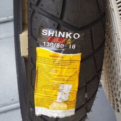 オートバイタイヤ　SHINKO SR428 180/80/18 