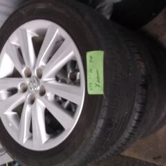 トヨタ　純正アルミホイール・タイヤ　4本セット　中古品