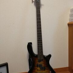 Washburn Taurus T14 ベースギター