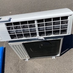 美品 パナソニック エオリア 2.2kWエアコン CS-220DFR-W ～9畳 2020年