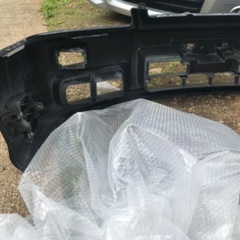 R34スカイラインフロントバンパー