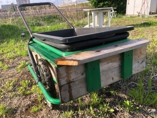 エアサス仕様‼️昭和チックなモディファイを施したアルミ製 リヤカー