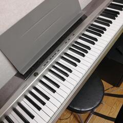 電子ピアノ　privia  PX-120